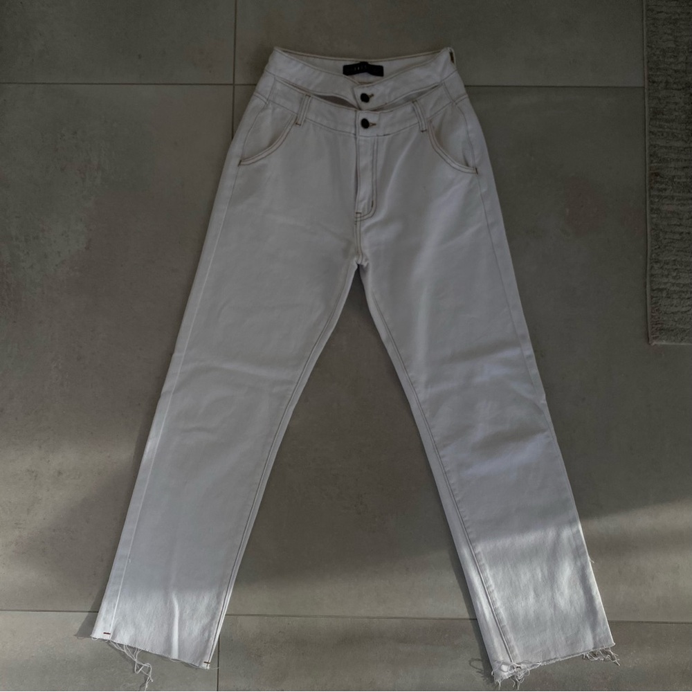 Lioness white double waist band jeans